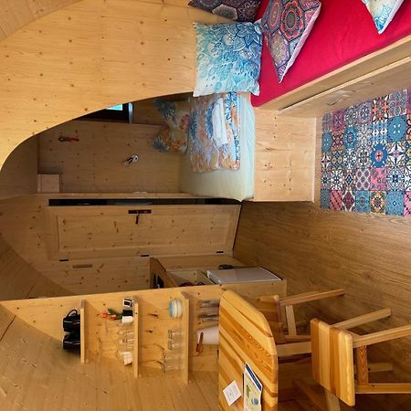 Tiny House Carlos - Zauberhaftes Camping-Pod Stuer ภายนอก รูปภาพ