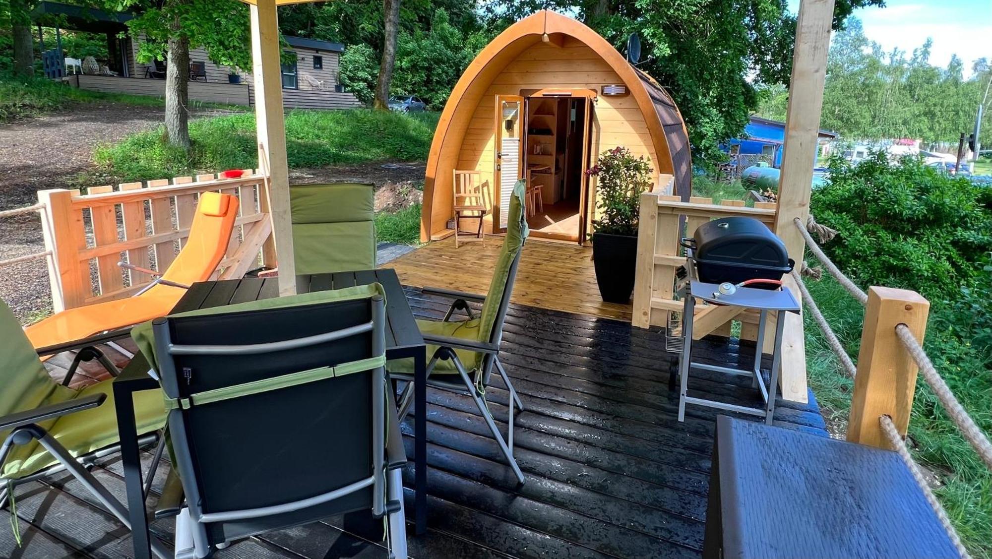 Tiny House Carlos - Zauberhaftes Camping-Pod Stuer ภายนอก รูปภาพ